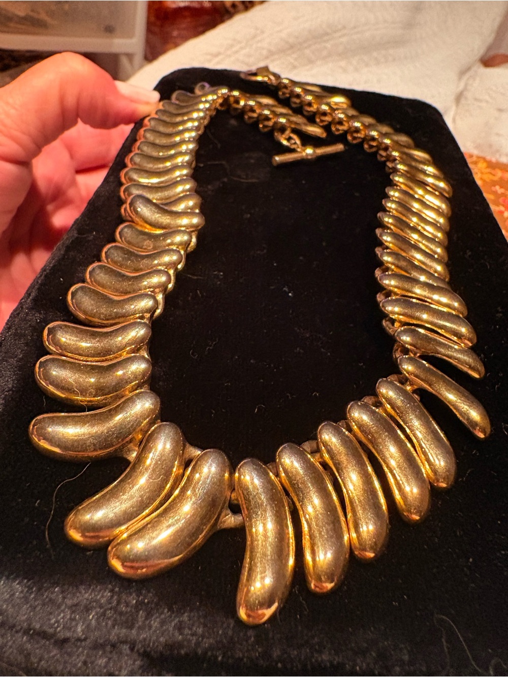 Gorgeous Vintage Talbots Gold Banana Link Statement Necklace Toggle 18”